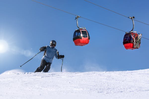 Discover top ski lessons for all ages at Plagne Centre